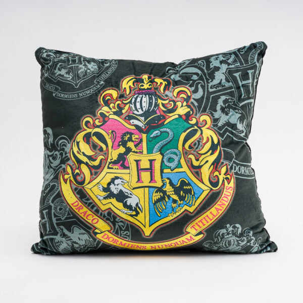 ALMOHADA ESCUDO HOGWARTS